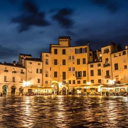 Casa San Paolino Dentro Le Muraelegant Flat Wifi E Selfcheckin Apartment