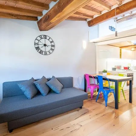 Casa San Paolino Dentro Le Muraelegant Flat Wifi E Selfcheckin *