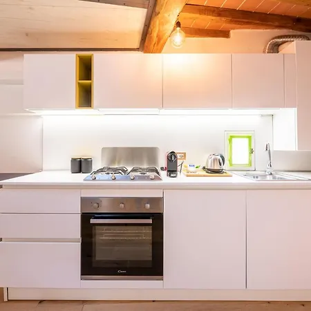 Casa San Paolino Dentro Le Muraelegant Flat Wifi E Selfcheckin *