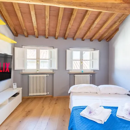 Casa San Paolino Dentro Le Muraelegant Flat Wifi E Selfcheckin