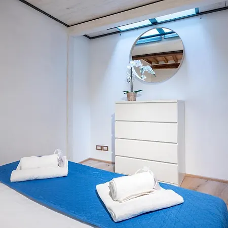 Casa San Paolino Dentro Le Muraelegant Flat Wifi E Selfcheckin