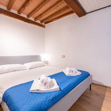 Casa San Paolino Dentro Le Muraelegant Flat Wifi E Selfcheckin Lucca